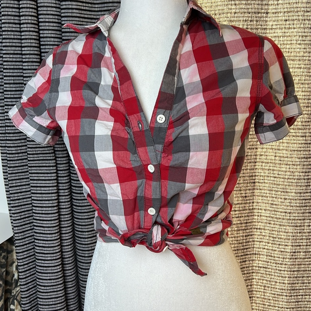 Cute Rockabilly Top Red and Gray Checked Plaid Button-Up Shirt M